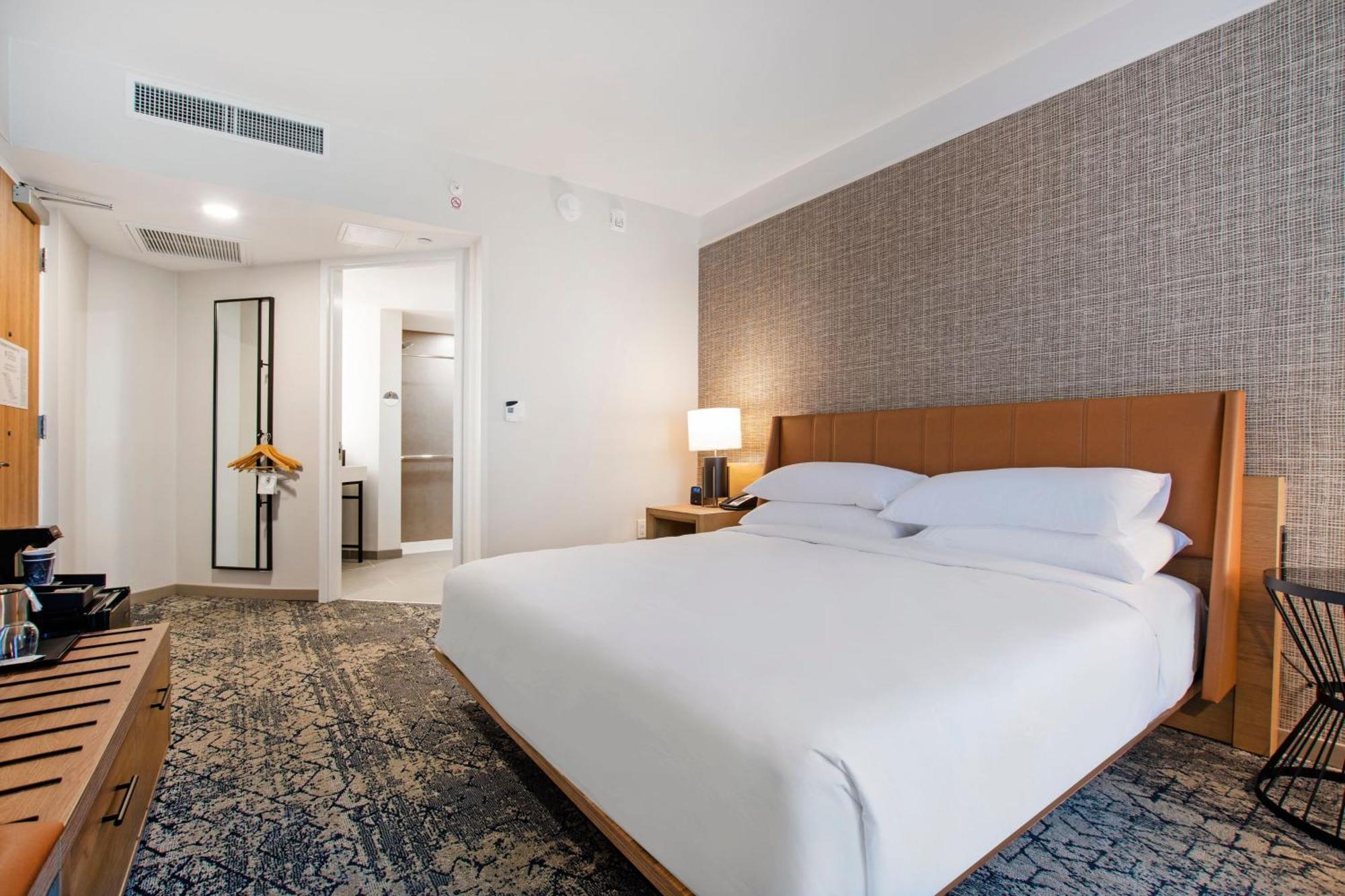Sheraton Чейпъл Хил Екстериор снимка